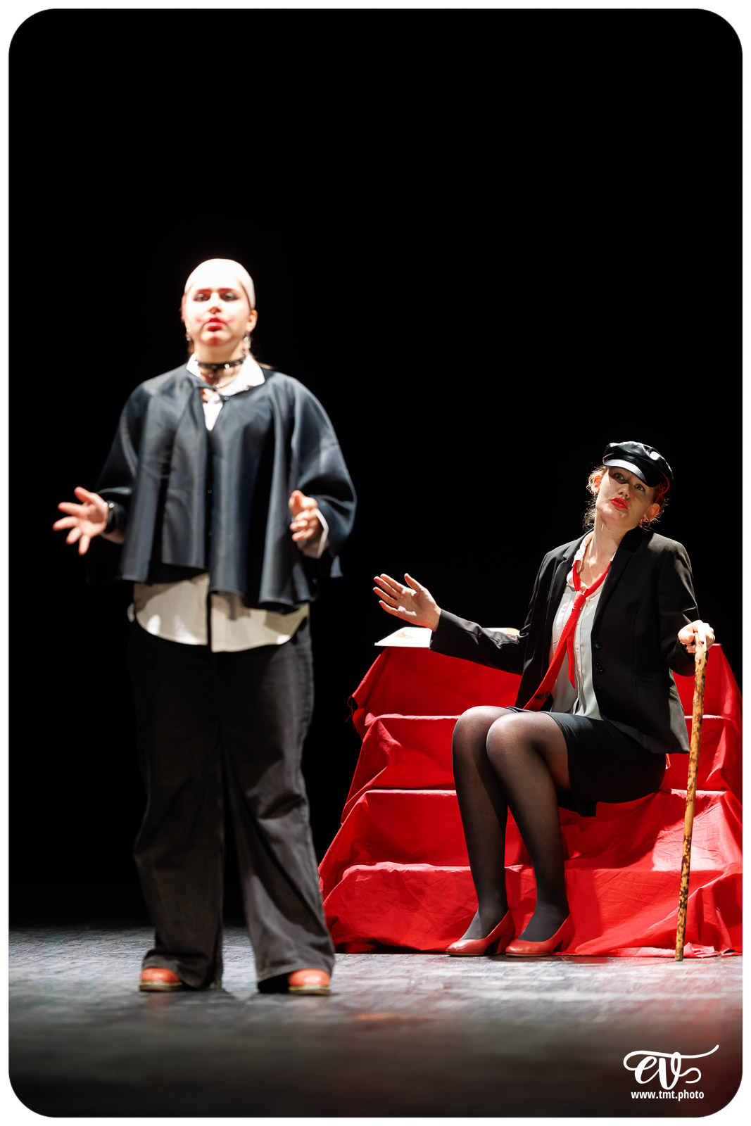 BLANCHE-NEIGE FOUTUE FORET